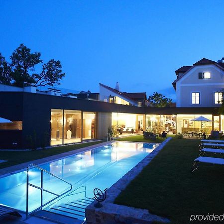 Hotel Landhaus Moserhof Gumpoldskirchen Dış mekan fotoğraf