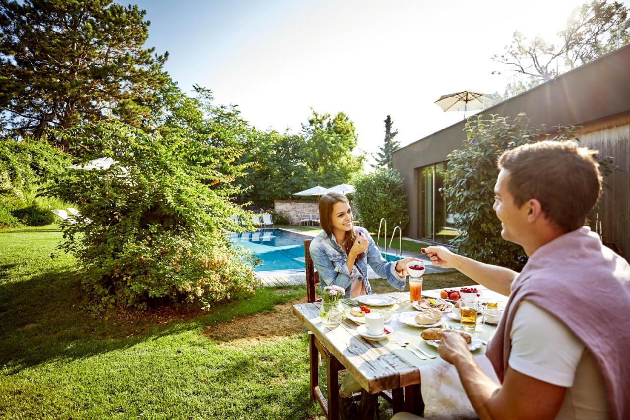 Hotel Landhaus Moserhof Gumpoldskirchen Dış mekan fotoğraf