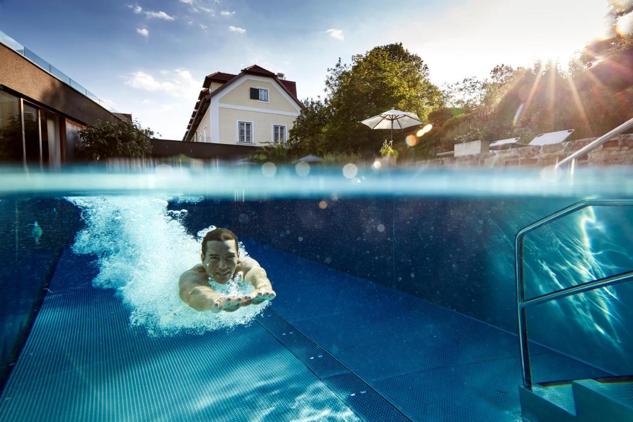 Hotel Landhaus Moserhof Gumpoldskirchen Dış mekan fotoğraf